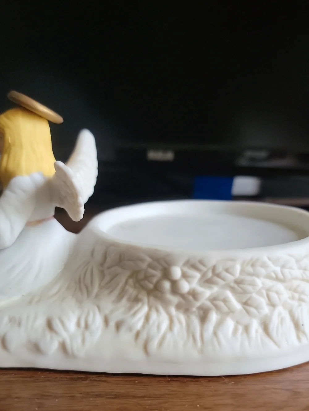 Porcelain Angel Figurine with Harp - White and Gold Candle Holder - Picture 4 of 9